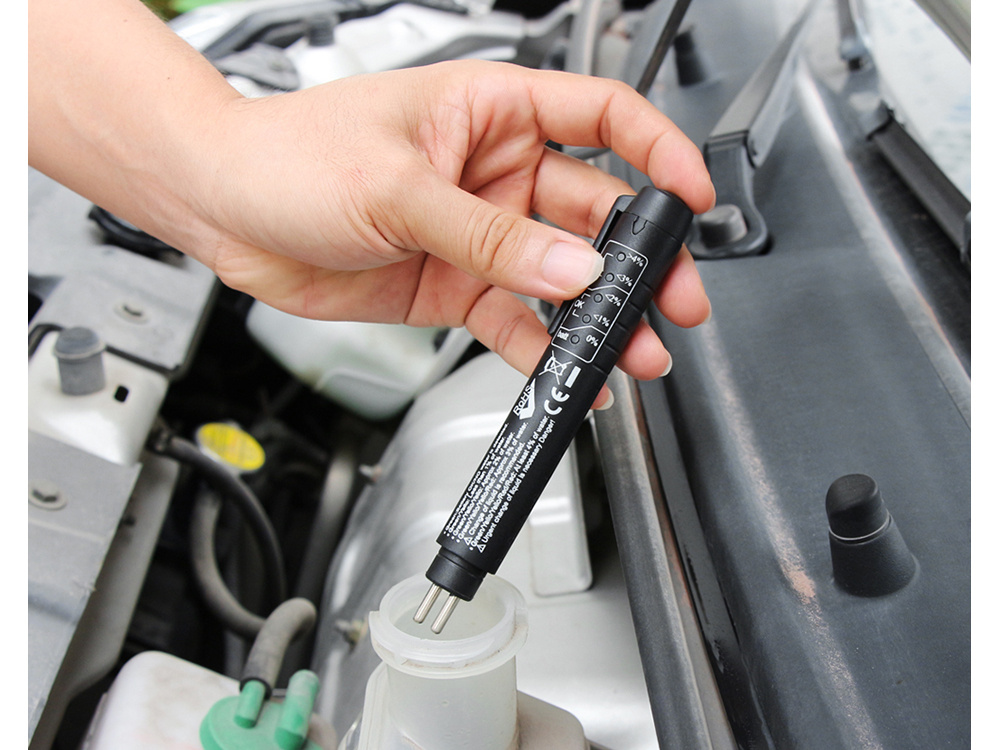 Testeris, detektors bremžu šķidruma kvalitātes noteikšanai | Brake Fluid Quality Tester, Detector (1)