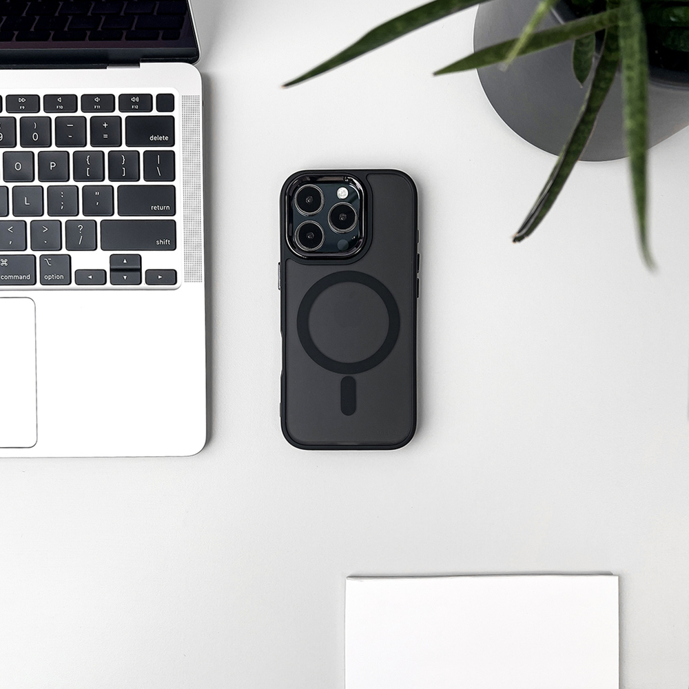 Glitter Case MagSafe vāciņš iPhone 16 Pro Max - melns ar spīdumiem | Black With (3)