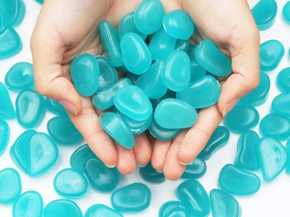Fluorescējošie Akmeņi Dekorēšanai, Spīdoši Zilā Krāsā, Komplektā 100 Gab. | Fluorescent Lighting Stones,... (5)