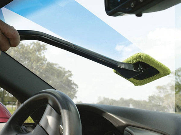 Automobiļa Logu Vējstiklu Spoguļu Mikrofibras Tīrīšanas Birste | Car Windshield Cleaning Brush (1)
