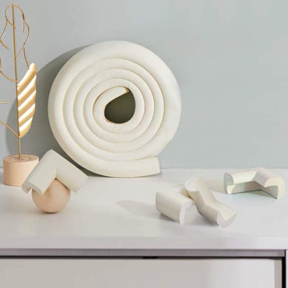 Putu aizsarglente mēbeļu malām bērnu drošībai, balta (1)