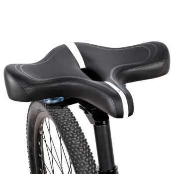 Liels un plats velosipēda sēdeklis