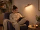 Magnētiska LED sienas naktslampiņa ar USB-C, koka dizains