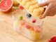 Силиконовая форма для льда с контейнером и крышкой, желтая