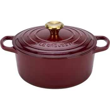 Чугунная кастрюля Le Creuset Signature круглая 24 см Garnet