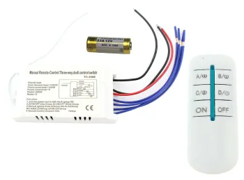 Bezvadu slēdzis ar tālvadības pulti 230V 4 kanāli AG132B Balts