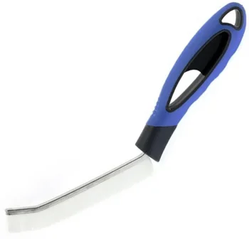 Grout cleaning brush with long rubberized handle