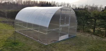 Siltumnīca KLASIKA TUBE 3x4 m (12 m2) ar pamatu un 6 mm polikarbonātu