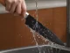Набор кухонных ножей 5 ножей + овощечистка, черные лезвия