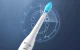 Soniskā zobu birste, elektriskā zobu suka ar uzgaļiem un ceļojuma futrāli Bitvae D2 (balta) | Sonic Toothbrush