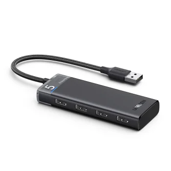 USB centrmezgls Ugreen CM653 ar 4 USB-A pieslēgvietām, melns