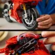 LEGO Technic 42202 Ducati Panigale V4 S motocikls