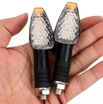 Universāli LED dinamiskie pagriezienu rādītāji motocikliem, 4 gab.