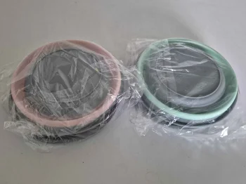 Collapsible Silicone Food Containers with Lids, 3 pcs