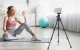 Kompakts oglekļa šķiedras mini statīvs NEEWER TP09 50 cm ar Bluetooth tālvadības pulti