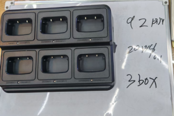 6 vietu uzlādes stacija Baofeng BF-888S rācijām, melna