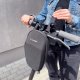 Wozinsky ūdensizturīga skrejriteņa stūres soma 4L, melna