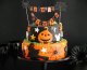 Halloween kūku un kēksiņu dekorācija, papīra virtene ar kociņiem