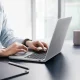 Aizsargvāciņš Spigen AirSkin priekš MacBook Air 13\" (M2–M5), Frost Clear
