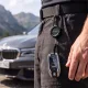 Atslēgu un tālruņa piekariņš ar izvelkamu trosi Tech-Protect ATH03 UrbanLoop, melns