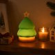 Silikona LED nakts lampiņa Eglīte, USB, 3 režīmi, zaļa/brūna