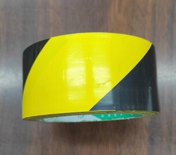 Dzelteni melna brīdinājuma līmlente 49mm x 18m