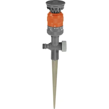 Круговой дождеватель Gardena Vario на колышке