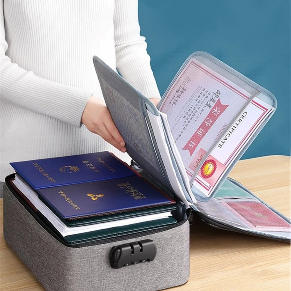 Dokumentu soma ar slēdzeni | Locking document bag (2)