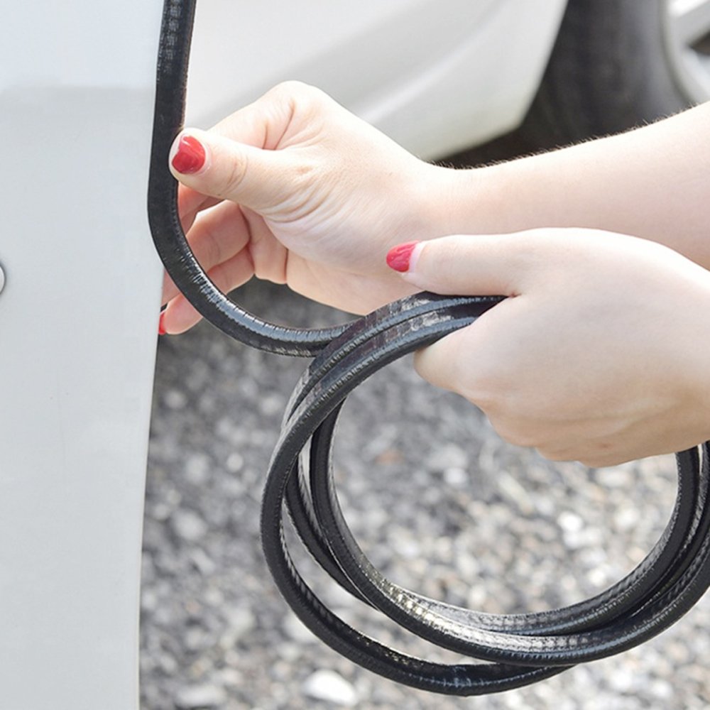 Elastīga automašīnas durvju malas aizsarglente 5 m, melna (1)