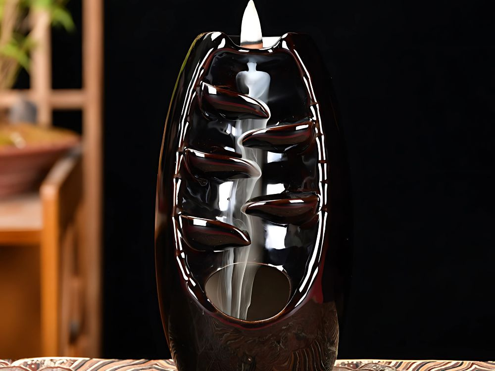 Aromātiskais kamīns ūdenskritums vīrakam + 10 konusi, melns (1)