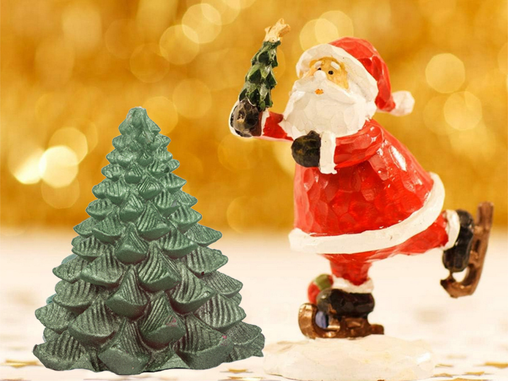 Dekoratīva Ziemassvētku svece Eglīte dāvanu kastītē, 8 cm (3)