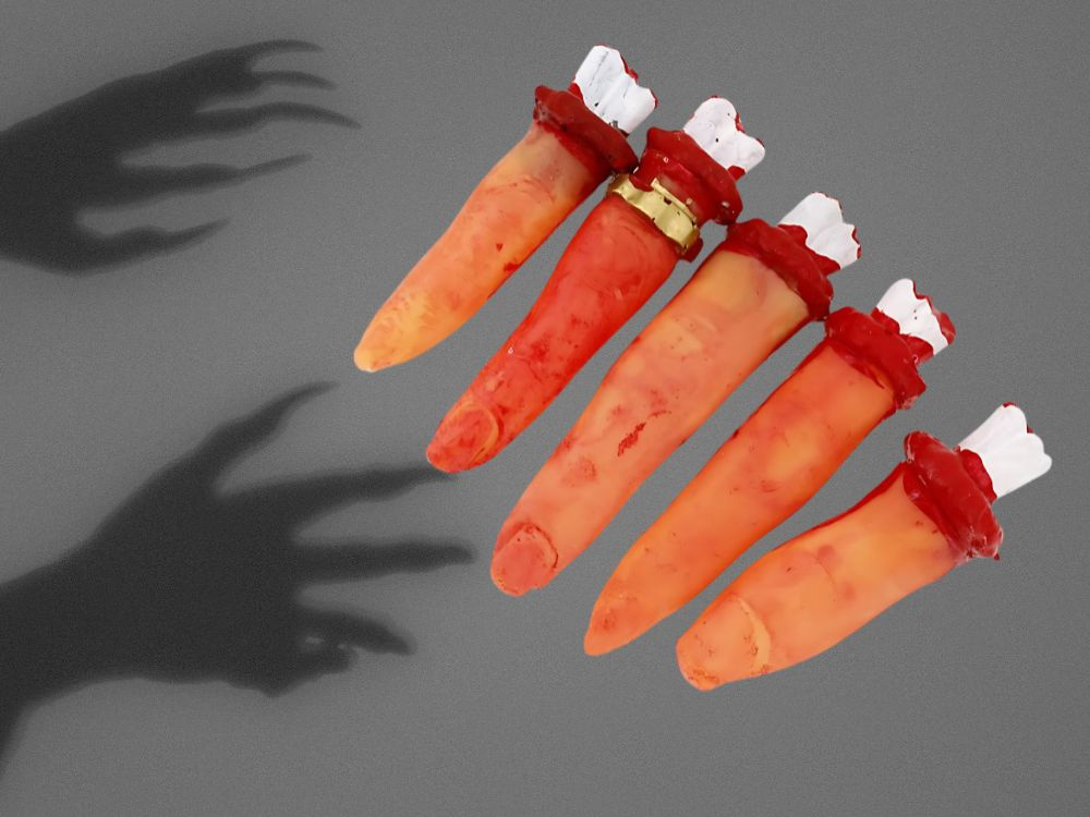 Fake Severed Fingers Halloween Decoration 5 Rubber Stitched (2)