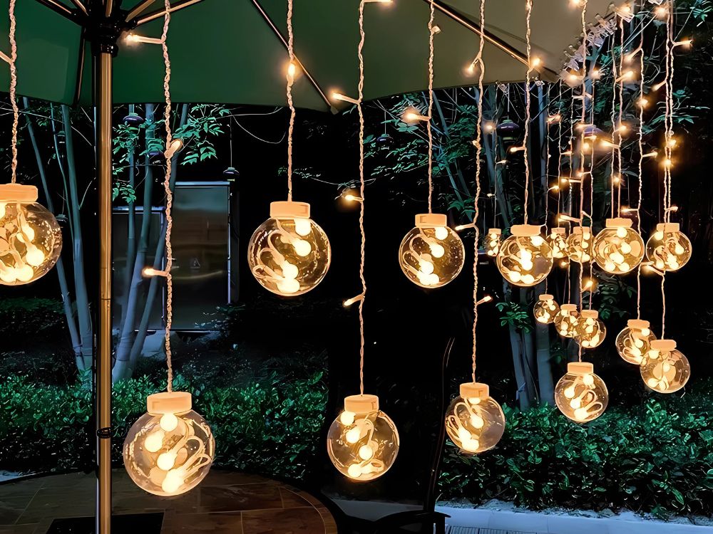 Christmas Curtain, Garland Lights, 138 LED, IP44, Warm White (4)