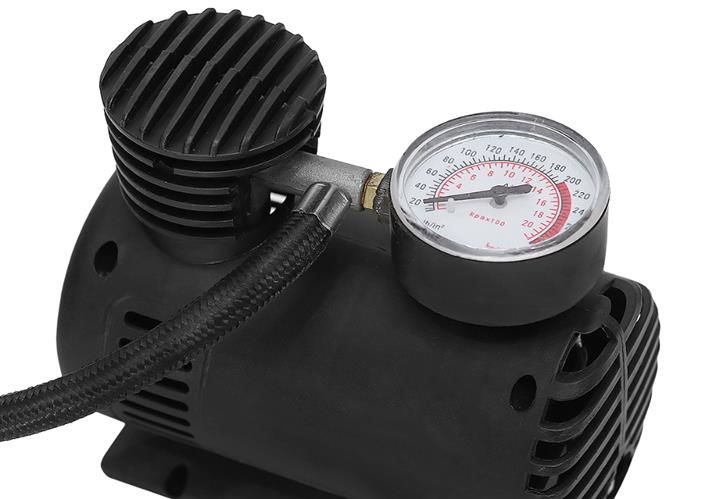 Car Tire Air Compressor Pump 12V (0)