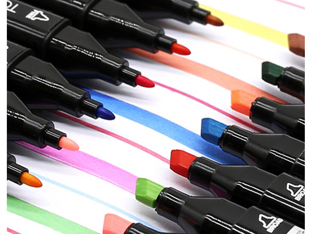 Alcohol Markers Set in a Case, 80 Pieces (3)