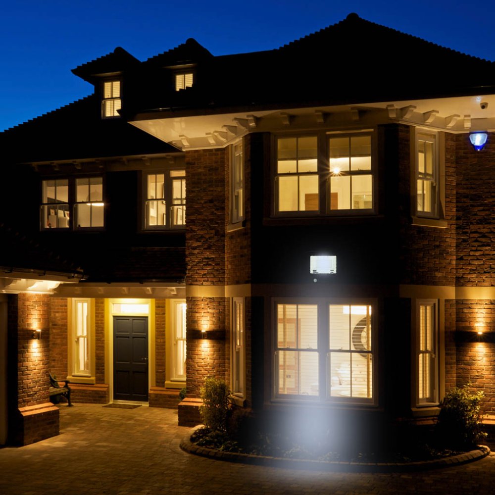 100W LED Floodlight with Motion Sensor Outdoor Security Light (0)