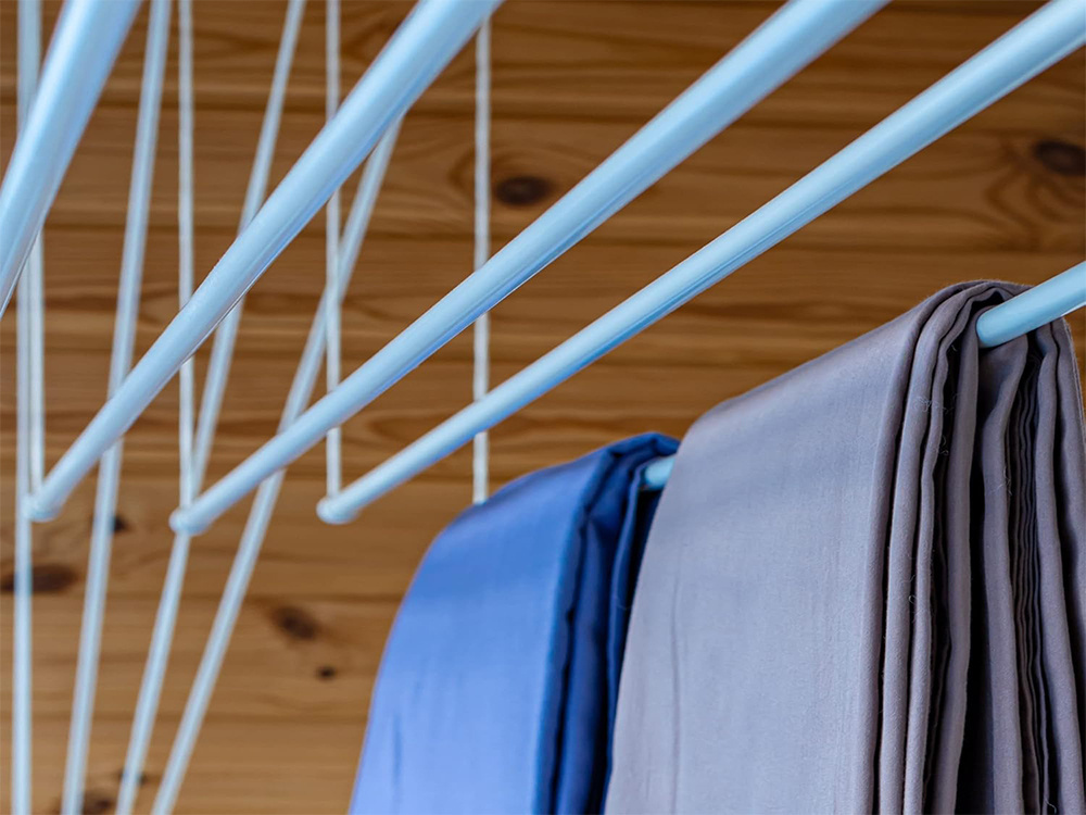 Ceiling clothes dryer with 5 rods 180 cm for bathroom or balcony white (1)