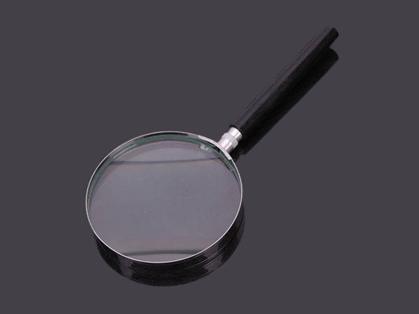 Classic Handheld Magnifying Glass with 100mm Lens and Metal Frame (1)