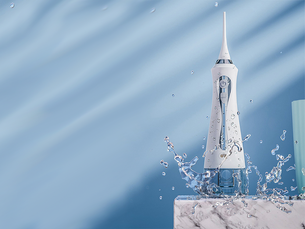 Cordless Water Flosser Oral Irrigator with Large 230ml Tank (1)