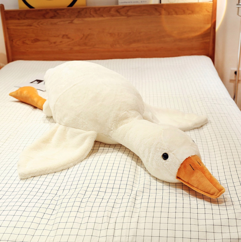 Plush Large Goose-shaped Hugging Pillow, 130cm (2)