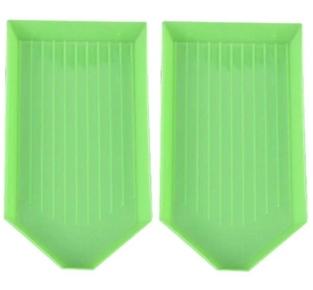 Diamond painting accessories kit with storage container and tools (2)