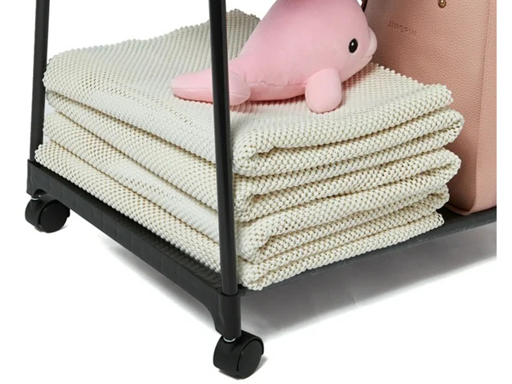 Clothes Hanger Rack on Wheels (0)