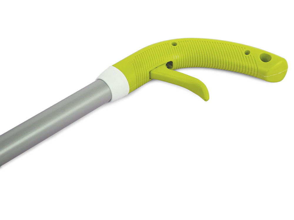 Sturdy Flat Spray Mop with Swivel Head and Microfiber Pad, Green (3)