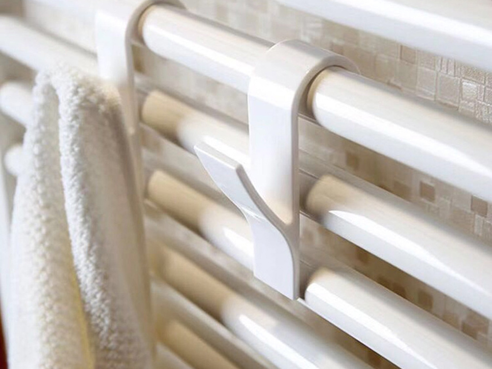 2 Pieces Clothes Towel Hook Bathroom Radiator Hanger (2)
