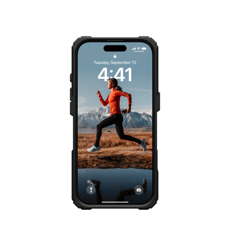Чехол UAG Plasma XTE Magsafe для iPhone 16 Pro - прозрачный