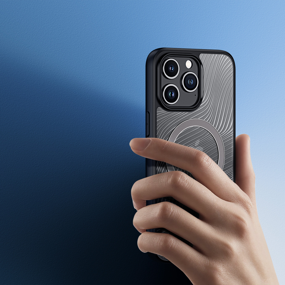 Бронированный чехол для iPhone 15 Pro Max с MagSafe Dux Ducis Aimo Mag - черный