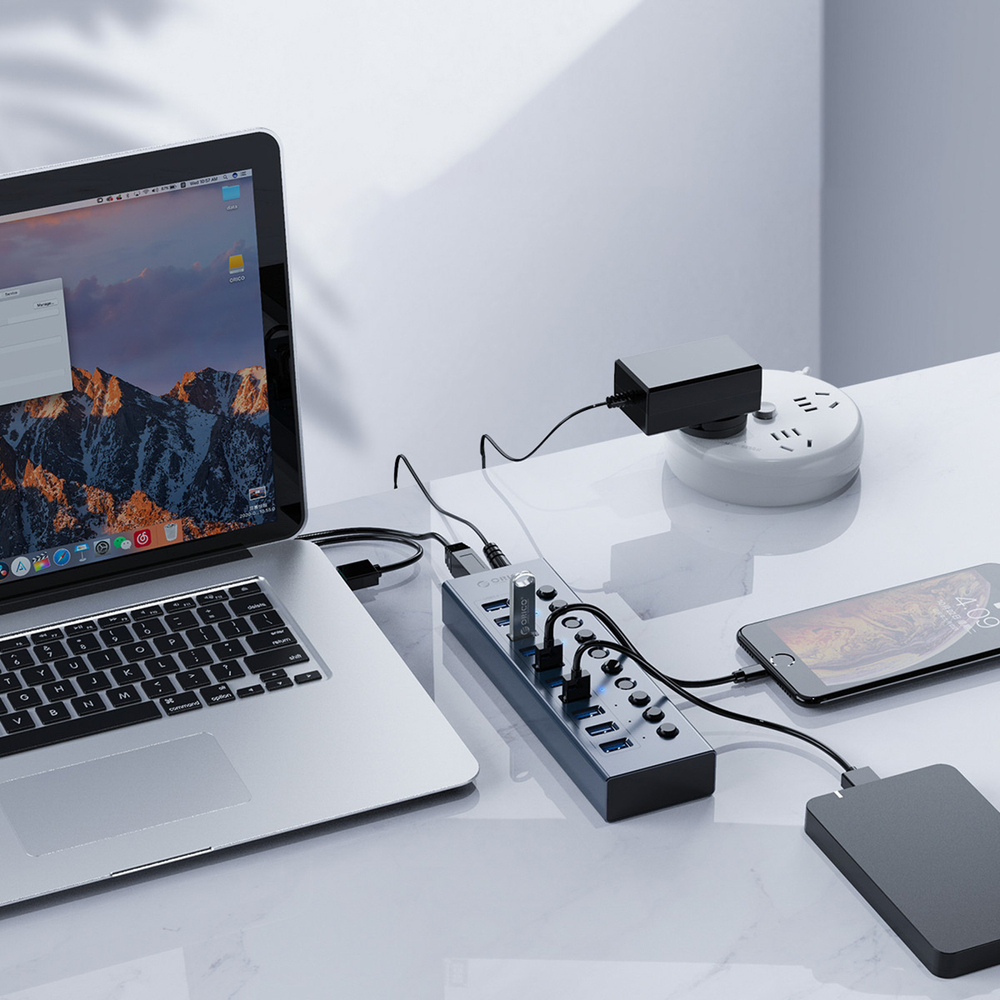USB-A 3.0 16-port hUB with switch - gray