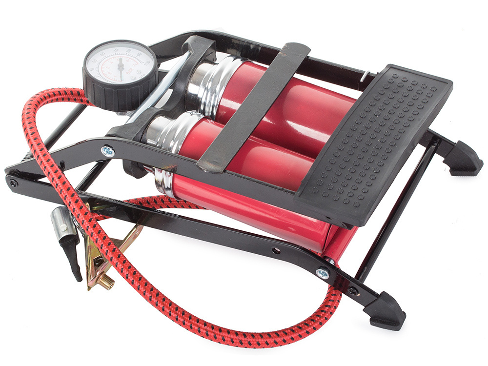 Divcilindru auto kājas sūknis ar manometru un uzgaļiem TUV (3)