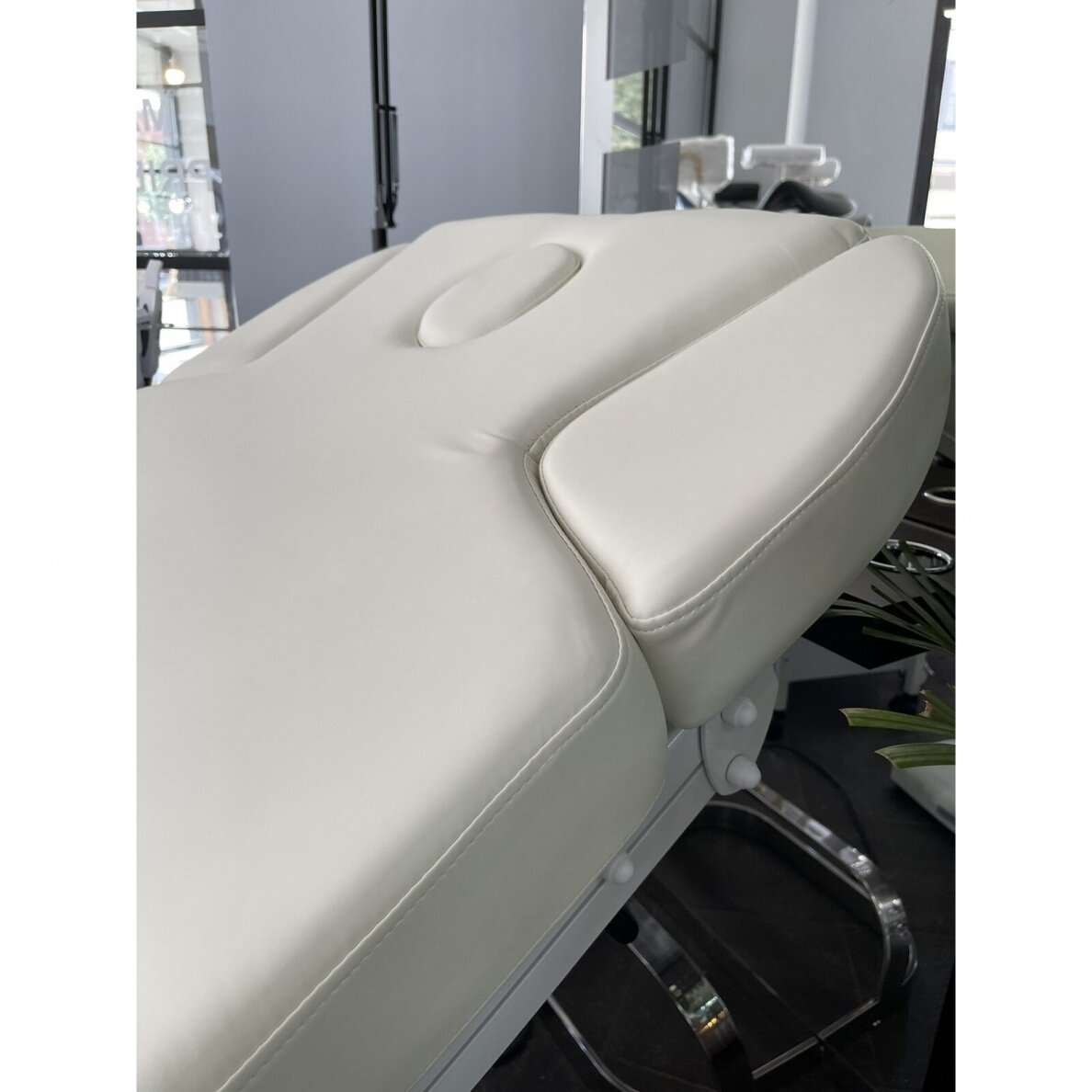 Azzurro 818A Electric SPA & Beauty Bed with Heating, White