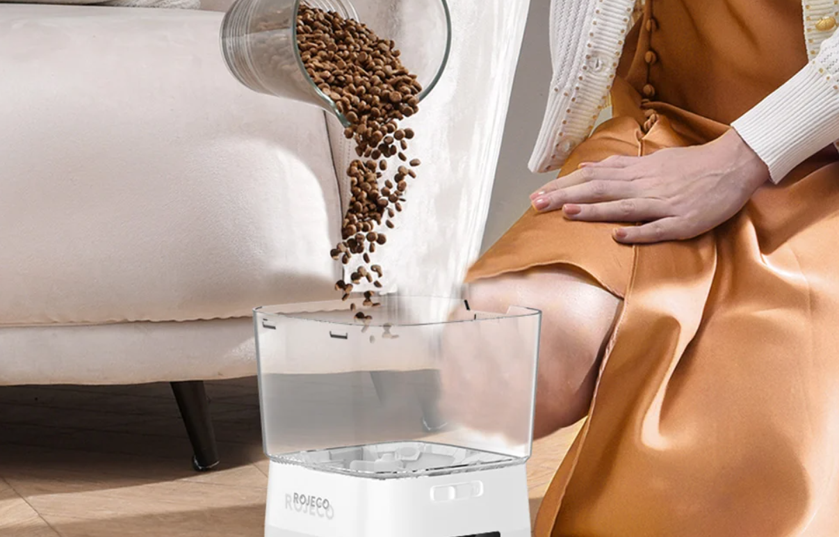 Rojeco 2L Automatic Pet Feeder Button Version, White